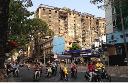 “Oan hồn trinh nữ” trong chung cư triệu đô ở Sài Gòn?